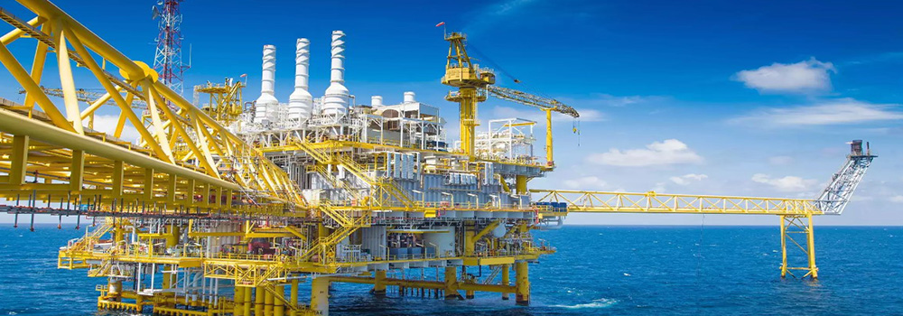 Oil-and-gas-platform-with-gas-burning_164604326-1280x640 Oil-and-gas-platform-with-gas-burning_164604326-1280x640